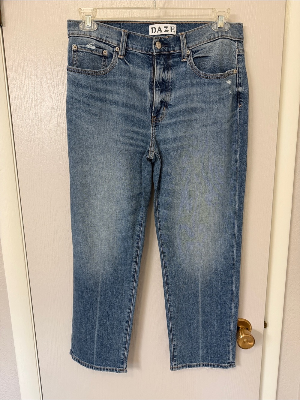 DAZE Mid Blue Cropped Straight Jeans
